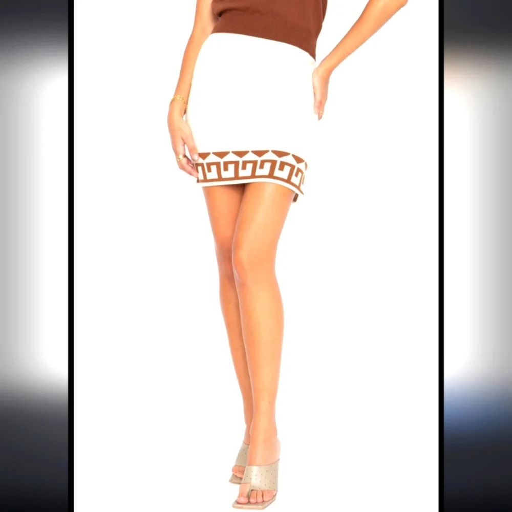 Callahan Beer and Cora Skirt Creme NWT size XS